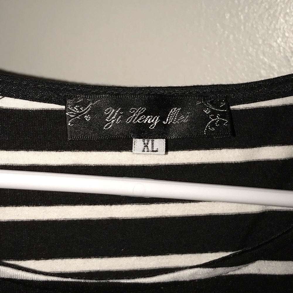 Long maxi dress with floral embellishment - Picture 5 of 5